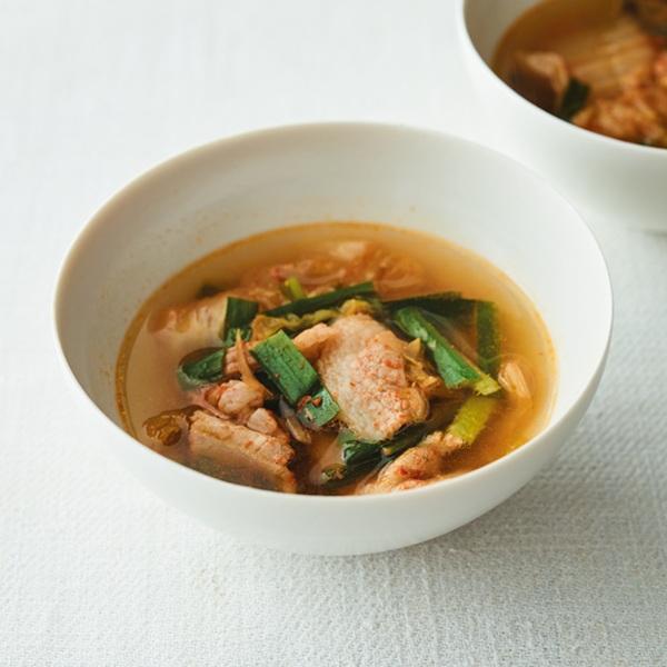 シリコンバッグで叶える！ 栄養満点スープで春の不調を解消