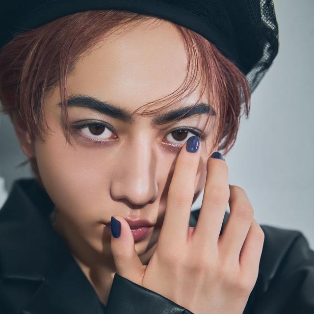 原因は自分にある。長野凌大「家族の中でも子どもの頃から自分のカラーは青でした（笑）」