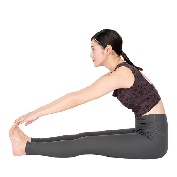 【骨トレ】前後左右の動きでケア! お尻や脚のラインを崩す主な原因“反り腰”を整える