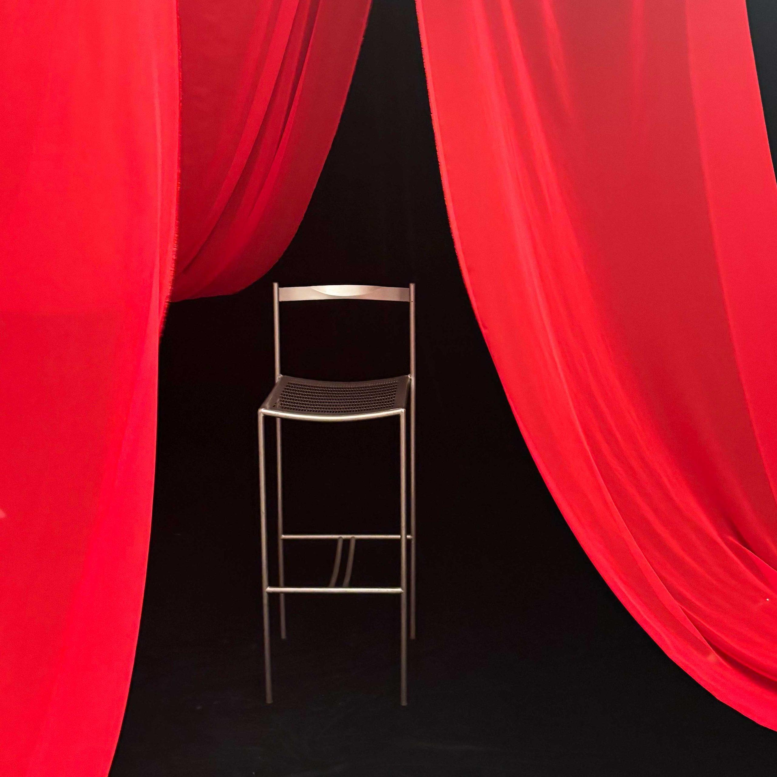 【COVER STORY】ときめき三重奏! 究極のアイドル・中島健人さんと踊る、スターライトワルツの時間にようこそ